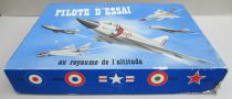 Pilote d\'Essai Au Royaume de l\'Altitude - Board Game - La Tour St Denis  France Miniature Planes