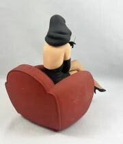 Pin\'Up (Yann et Berthet) - Statuette R&eacute;sine Dargaud Benelux (1998) - Pin\'Up sur Fauteuil Club