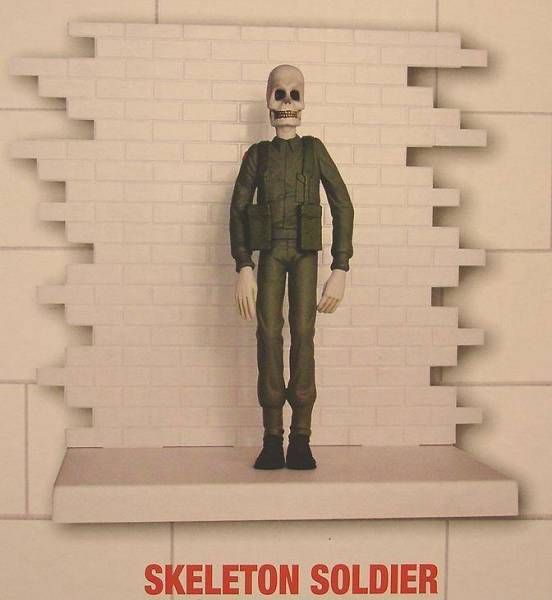 Details about   Pink Floyd The Wall 6 Action Figures Boxed Set Series 2 Collectible Only 2 Left 