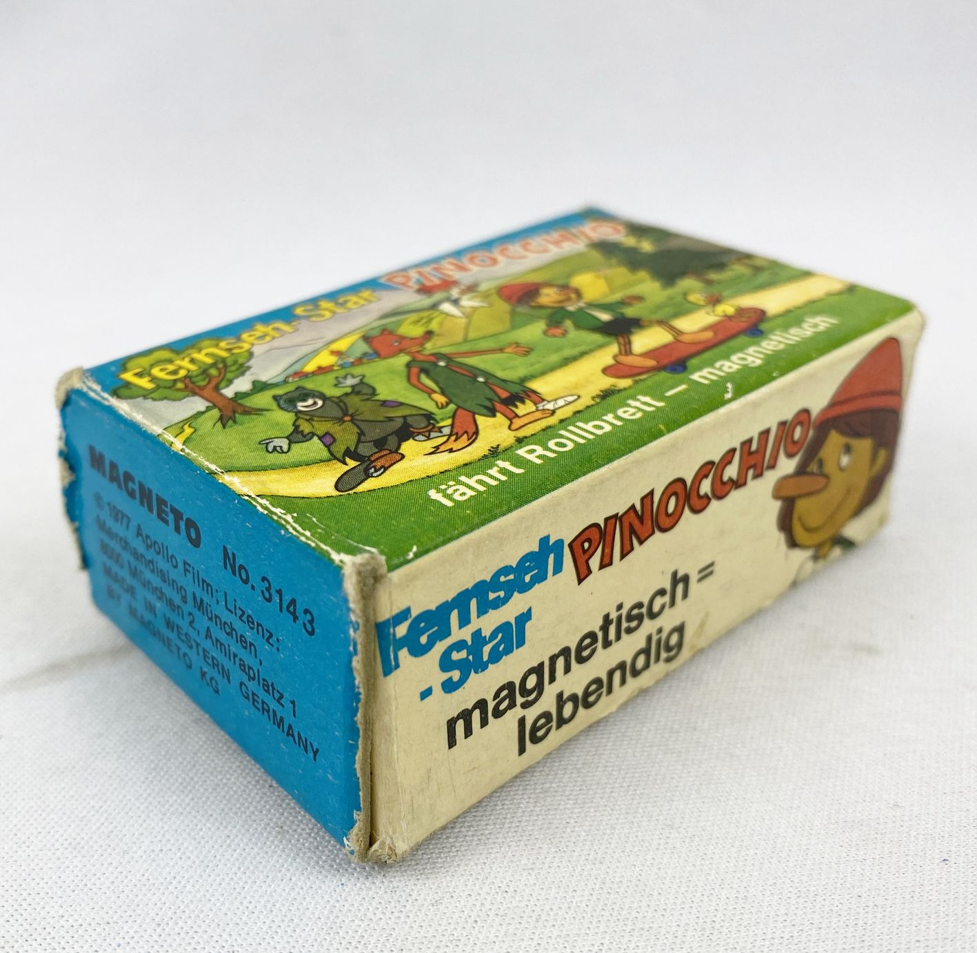 Pinocchio (Série TV) - Figurine magnétique - Pinocchio sur Skateboard -  Magneto Ref.3143 (1977)