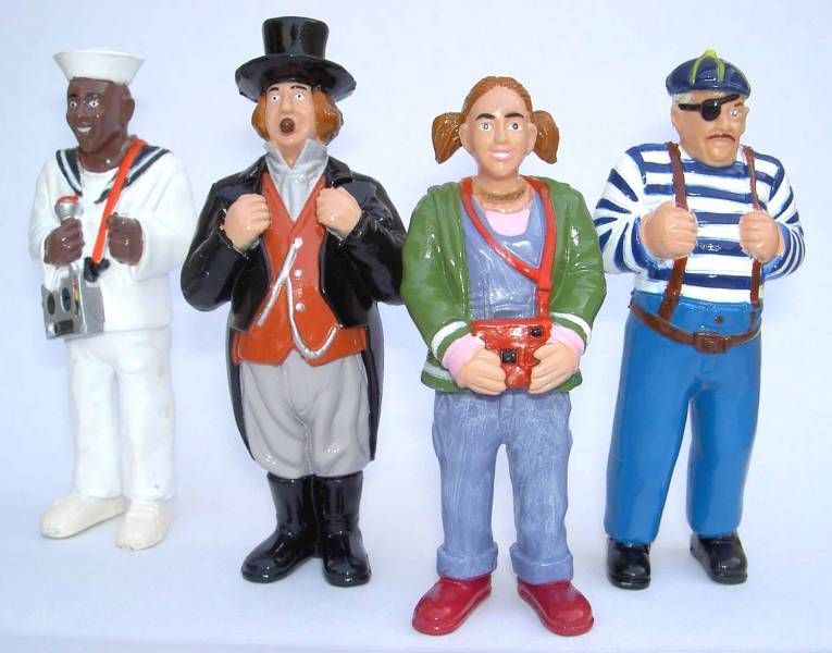 Fifi Brindacier - Figurine PVC Simba Toys - Set de 8 figurines & la  roulotte du cirque