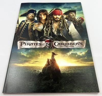 Pirates des Cara�bes : La Fontaine de Jouvence - Theatrical Pamphlet / Programme Souvenir - Japon 2011