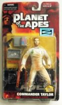 Planet of the apes - Hasbro Signature series - Commander Taylor (Mint on Card)