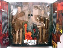Planet of the Apes - Sideshow Collectibles - Slave Taylor & Nova 12\  figures