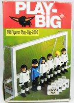Play-Big 2000 - Ref.5905 Les joueurs de football (Fussball-Set)