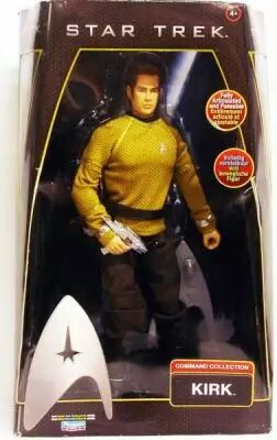 Playmates - Star Trek 2009 - Kirk (Chris Pine) - Poup�e 30cm