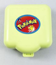 Pokémon Pocket Monsters Playset - Nintendo / Tomy (1997) - Pikachu and Village