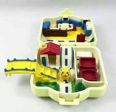 Pok�mon Pocket Monsters Playset - Nintendo / Tomy (1997) - Pikachu et le Village Miniature