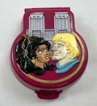 Polly Pocket - Bluebird Toys 1995 - Disney\'s The Hunback of Notre Dame (loose)