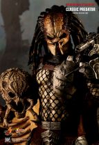 Predators - Classic Predator - 14\  figure Hot Toys MMS 162