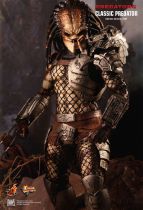 Predators - Classic Predator - 14\  figure Hot Toys MMS 162