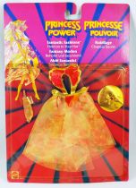 Princess of Power - Fantastic Fashions - Chapeau Secret
