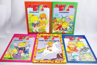 Rainbow Brite - Deltas Netherlands - Lot de 5 Livres d\'histoire illustr�s - Hallmark 1985