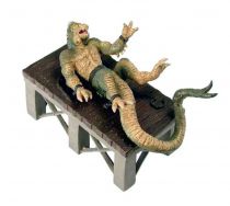 Ray Harryhausen - X-Plus - Ymir (on lab table) \ A des millions de Kilomètres de la Terre\ 