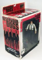 reservoir_dogs___scene_deluxe_mr_blonde___marvin_nash___mezco__1_