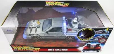 Retour vers le Futur - Jada - Delorean Time Machine \ Railroad\  Part.3 1/24�me lumineuse