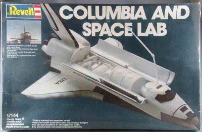 Revell H-200 - Space Shuttle Enterprise & Space Lab 1:144