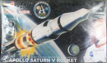 Revell - 85-5088 Apollo Saturn V Rocket Buzz Aldrin1:144 MISB