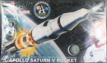 Revell - 85-5088 Fusée Apollo Saturn V Rocket Buzz Aldrin 1/144 Neuf Boite Cellophanée