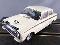 Revell 08398 - Lotus Cortina Jim Clark Oulton Park 1965 #105 sans no Box Slot Car 1:32