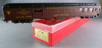 Rivarossi 2733 Ho Pennsylvania Rail Road Heavy Weight Coach/Van #342 with Bogies Toscan Red Boxed