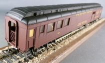 Rivarossi 2733 Ho Pennsylvania Rail Road Heavy Weight Coach/Van #342 with Bogies Toscan Red Boxed