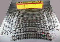 Rivarossi 7902 O Gauge 12 x Curved Steel Tracks R = 80 cm Includes 1 x Power Supply MIB