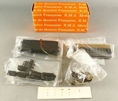 RMA 1620 Ho Plm Voiture 3 Essieux 2�me Classe B4 215 � Gu�rite & Porti�res Lat�rales A assembler Neuve Boite