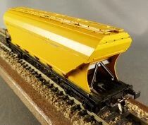 RMA 232 Ho Sncf Cereal Hopper Wagon Bogies Sanders Person et Le Guillouzic Fr&egrave;res Yellow Mint box