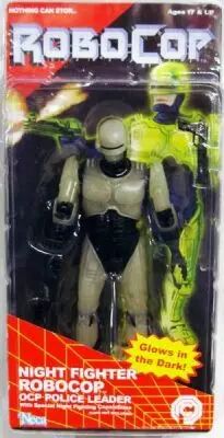 RoboCop - NECA - Figurine articul�e Night Fighter Robocop 18cm 