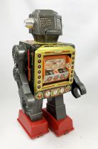 Robot - Battery Operated Walking Tin Robot - Attacking Martian (Horikawa S.H. Japan)