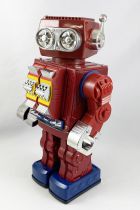 Robot - Battery Operated Walking Tin Robot - Jumbo Mars King (Horikawa S.H. Japan)