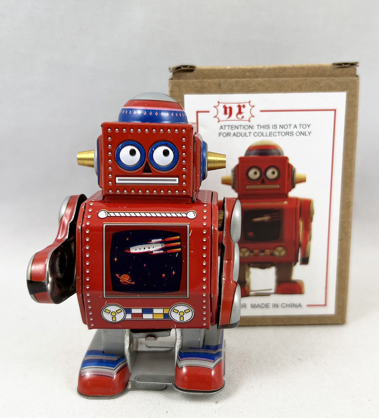 ロボット Erin Kawaskis New CORLEO Robot Takes The Internet By Storm