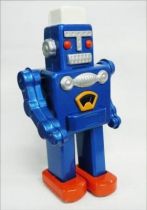 Robot - Mechanical Walking Tin Robot - Smoking Space Man