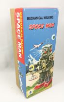 Robot - Mechanical Walking Tin Robot - Space Man \ Antena\  (Ha Ha Toy) MS438