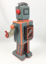 Robot - Mechanical Walking Tin Robot - Strand Robot (Q.S.H.) MS384
