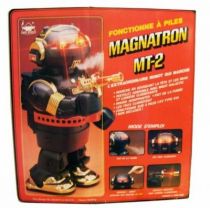 Robot - New Bright 1985 - Magnatron MT-2 (mint in french box))