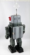 Robot - Television Spaceman Battery Operated Tin Robot - Alps 1965 (Japan)