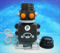(Robot - Wind-Up - Salt & Pepper Robots (Suck Uk)