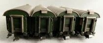 Roco  2 x 2250 2251 2252 N Scale Db 4 x Coach 3 Axles Area III Mint in Box