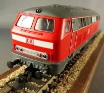 Roco 51231 Ho Db Loco Diesel BB 218 158-4 Livr&eacute;e Rouge Digitale Eclairage Invers&eacute; sans Boite