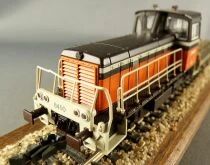 Roco 63925 Ho Sncf Diesel Loco Shunter Y8450 Arzens Livery no Box