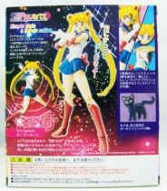 Sailor Moon - Bandai S.H.Figuarts - Sailor Moon Usagi Tsukino 02
