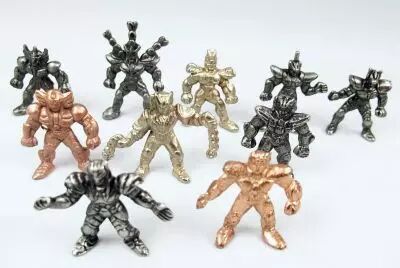 Saint Seiya - Popy Bandai - Lot de 10 Figurines Miniatures en m�tal