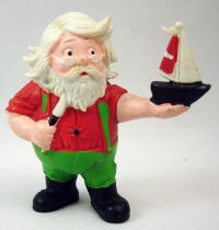 Santa and friends - Schleich PVC Figure - Santa with sailing ship model