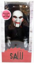 Saw - Mezco - Figurine Mega Scale 38cm Billy the Puppet