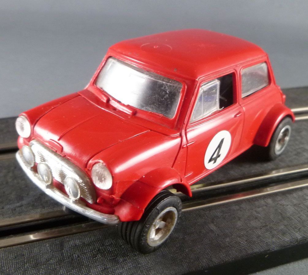 Scalextric C007 Red Mini Cooper N 4