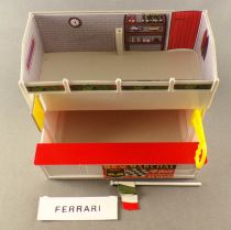 Scalextric Hornby Hobbies 1:32 - MM/A203 - Owner Pit and Stand Porsche Ferrari S.E.V. Marchal