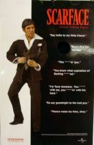 Scarface - Tony Montana (Al Pacino) \'\'Final Battle\'\' talking figure - Sideshow Toys