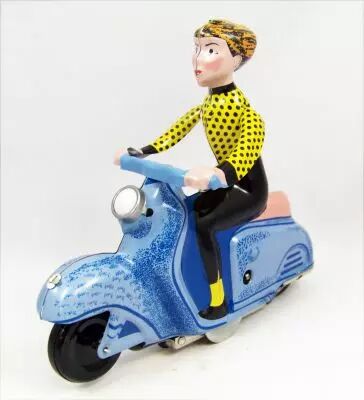 Scooter - Jouet m�canique en T�le - Scooter Girl Bleu (Clock Work) 